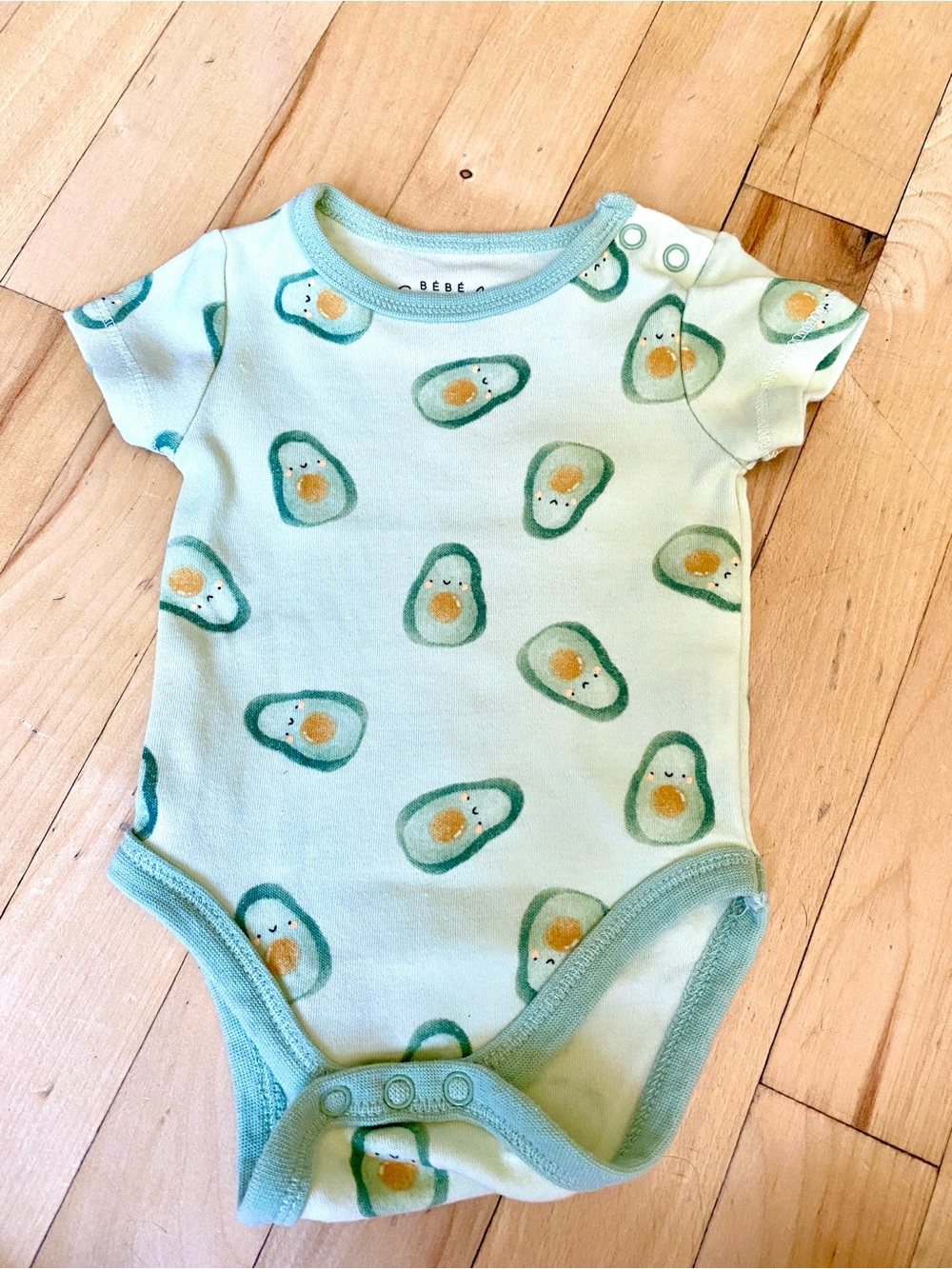 Baby One-Piece Bodysuits, set and socks (newborn)